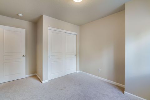 Tiny photo for 16559 Daisy Place, La Pine, OR 97739 (MLS # 220219544)