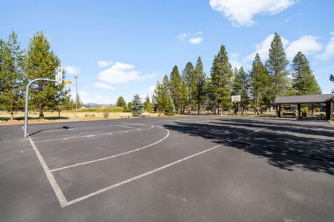 Tiny photo for 16559 Daisy Place, La Pine, OR 97739 (MLS # 220219544)