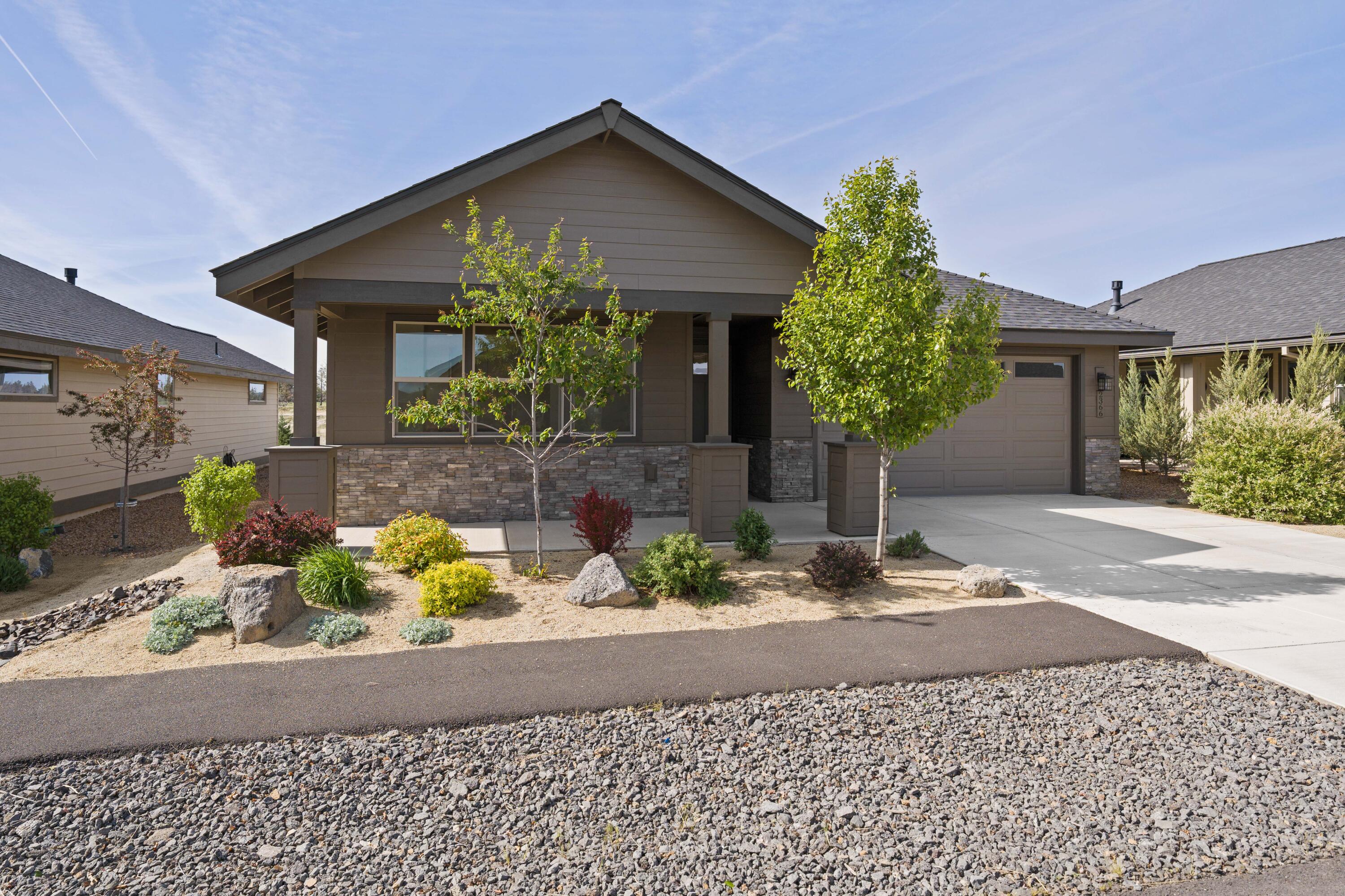 2366 NW Redwood Avenue 11