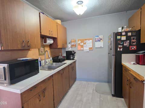 Tiny photo for 1518 Pleasant Avenue, Klamath Falls, OR 97601 (MLS # 220227393)