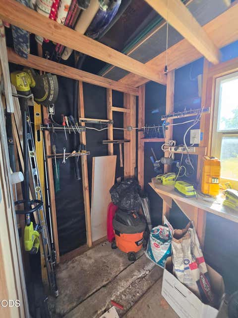 Tiny photo for 1518 Pleasant Avenue, Klamath Falls, OR 97601 (MLS # 220227393)