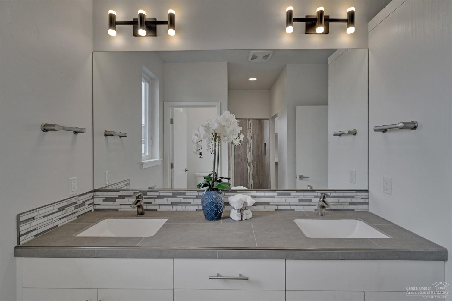 Hidden Hills - Residential