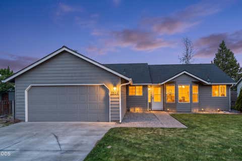 Tiny photo for 1934 SW 28th Court, Redmond, OR 97756 (MLS # 220226952)