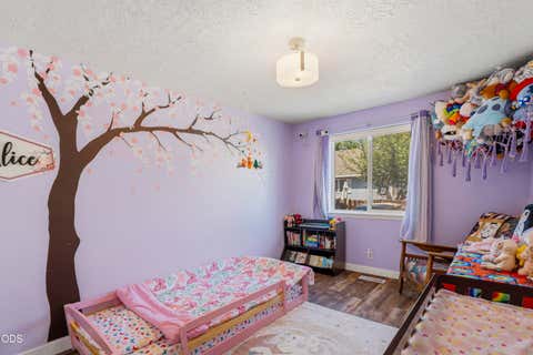 Tiny photo for 1934 SW 28th Court, Redmond, OR 97756 (MLS # 220226952)