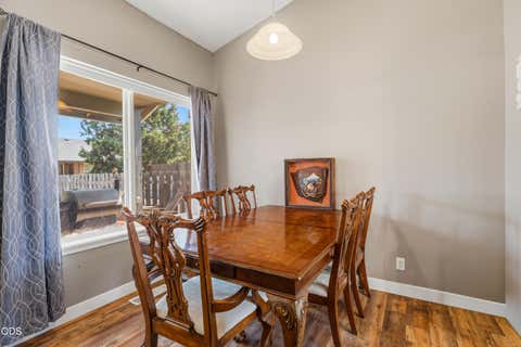 Tiny photo for 1934 SW 28th Court, Redmond, OR 97756 (MLS # 220226952)