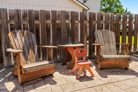 Tiny photo for 1934 SW 28th Court, Redmond, OR 97756 (MLS # 220226952)