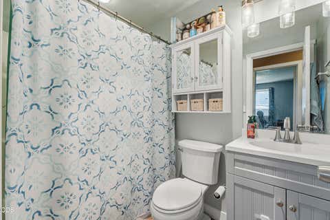 Tiny photo for 1934 SW 28th Court, Redmond, OR 97756 (MLS # 220226952)