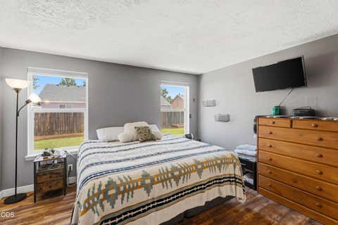 Tiny photo for 1934 SW 28th Court, Redmond, OR 97756 (MLS # 220226952)