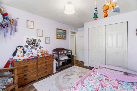 Tiny photo for 1934 SW 28th Court, Redmond, OR 97756 (MLS # 220226952)