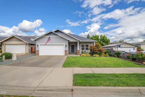 Tiny photo for 2140 SW Nick Way, Grants Pass, OR 97527 (MLS # 220224530)