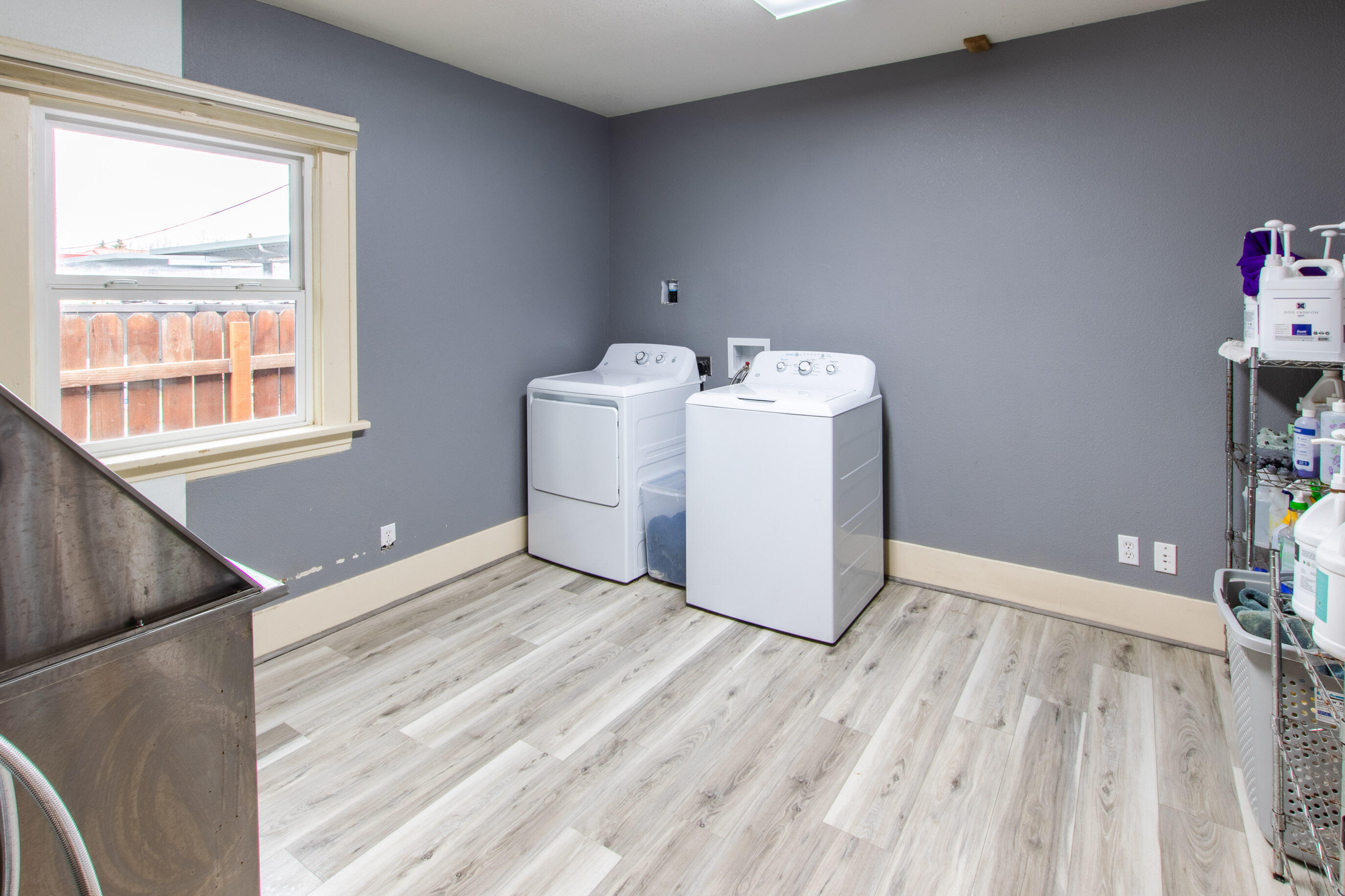 CLAR - Commercial Sale