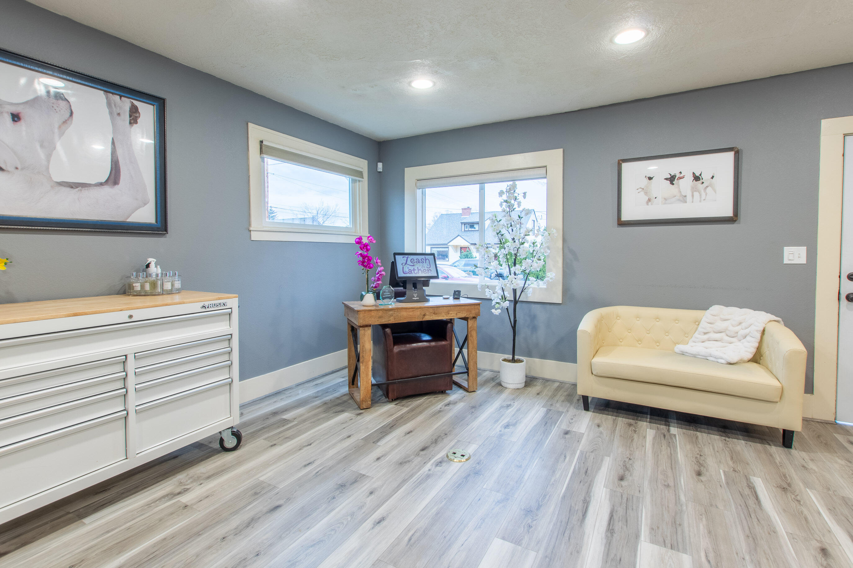 CLAR - Commercial Sale