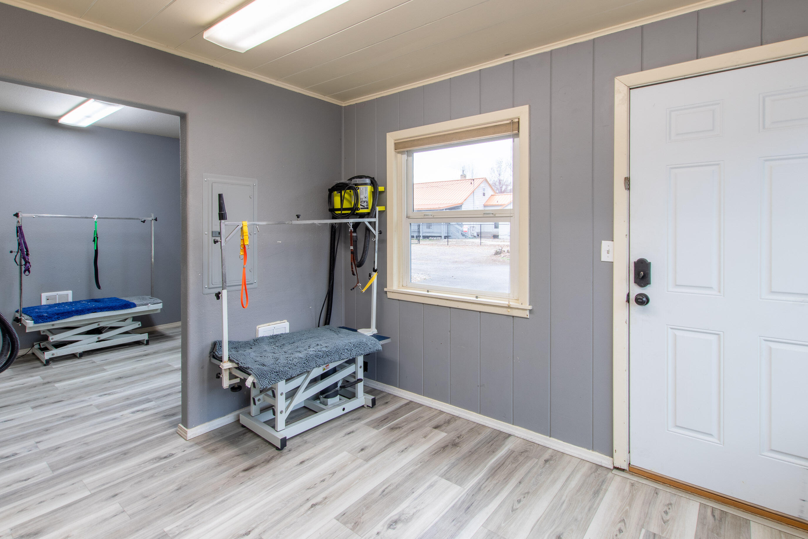 CLAR - Commercial Sale