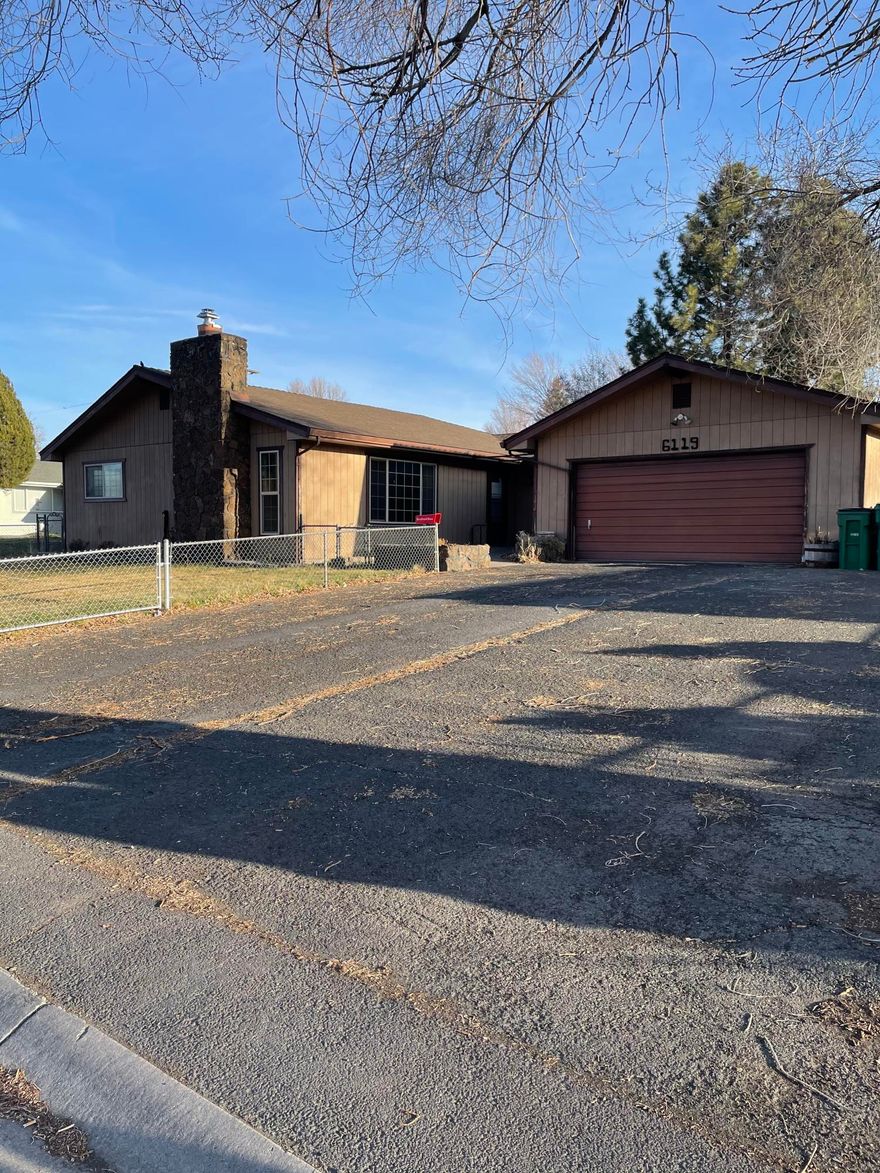 Don't miss this one!  3 Bedroom, 2 bath in Sunset Village.  New paint and flooring throughout.  Large lot has lots of space for outdoor entertaining.  RV Parking and extra storage.  Quiet, peaceful and close to all the amenities in town.