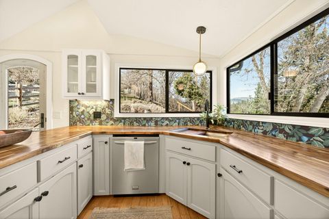 Tiny photo for 514 Granite Street, Ashland, OR 97520 (MLS # 220214953)