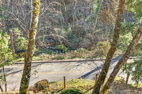 Tiny photo for 514 Granite Street, Ashland, OR 97520 (MLS # 220214953)