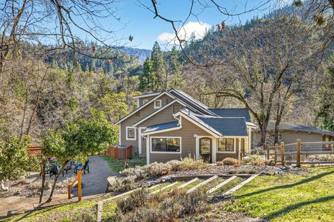 Tiny photo for 514 Granite Street, Ashland, OR 97520 (MLS # 220214953)