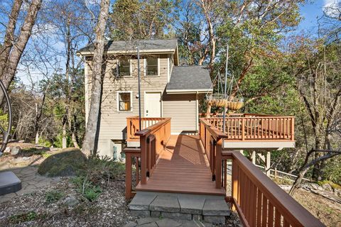 Tiny photo for 514 Granite Street, Ashland, OR 97520 (MLS # 220214953)