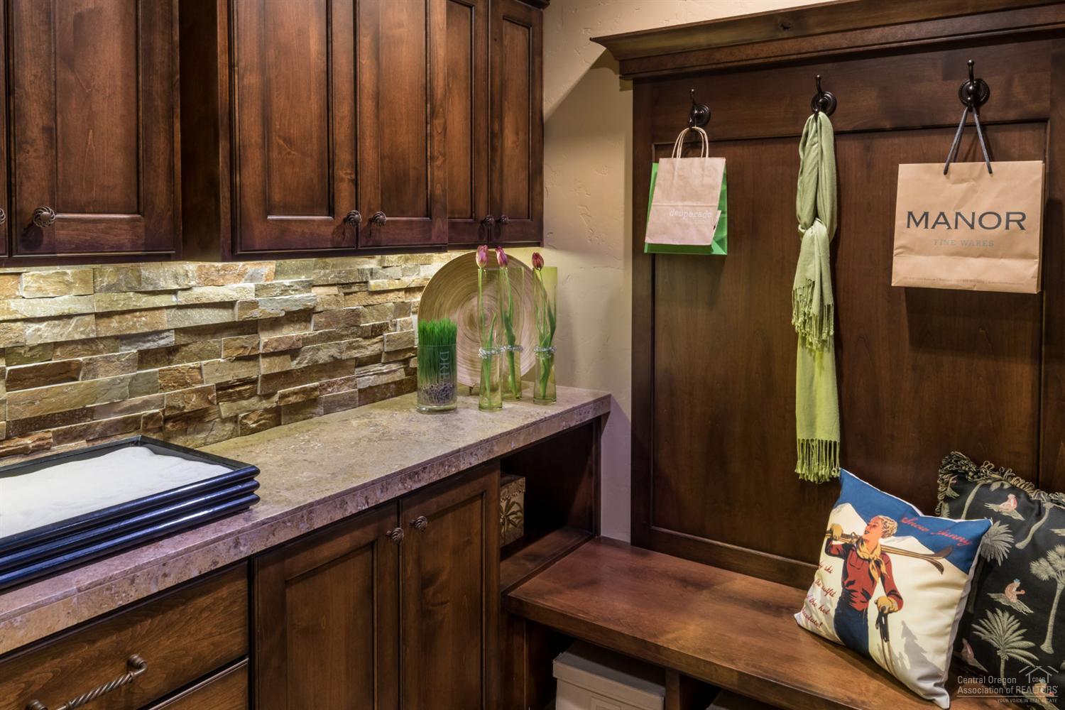 Broken Top - Residential