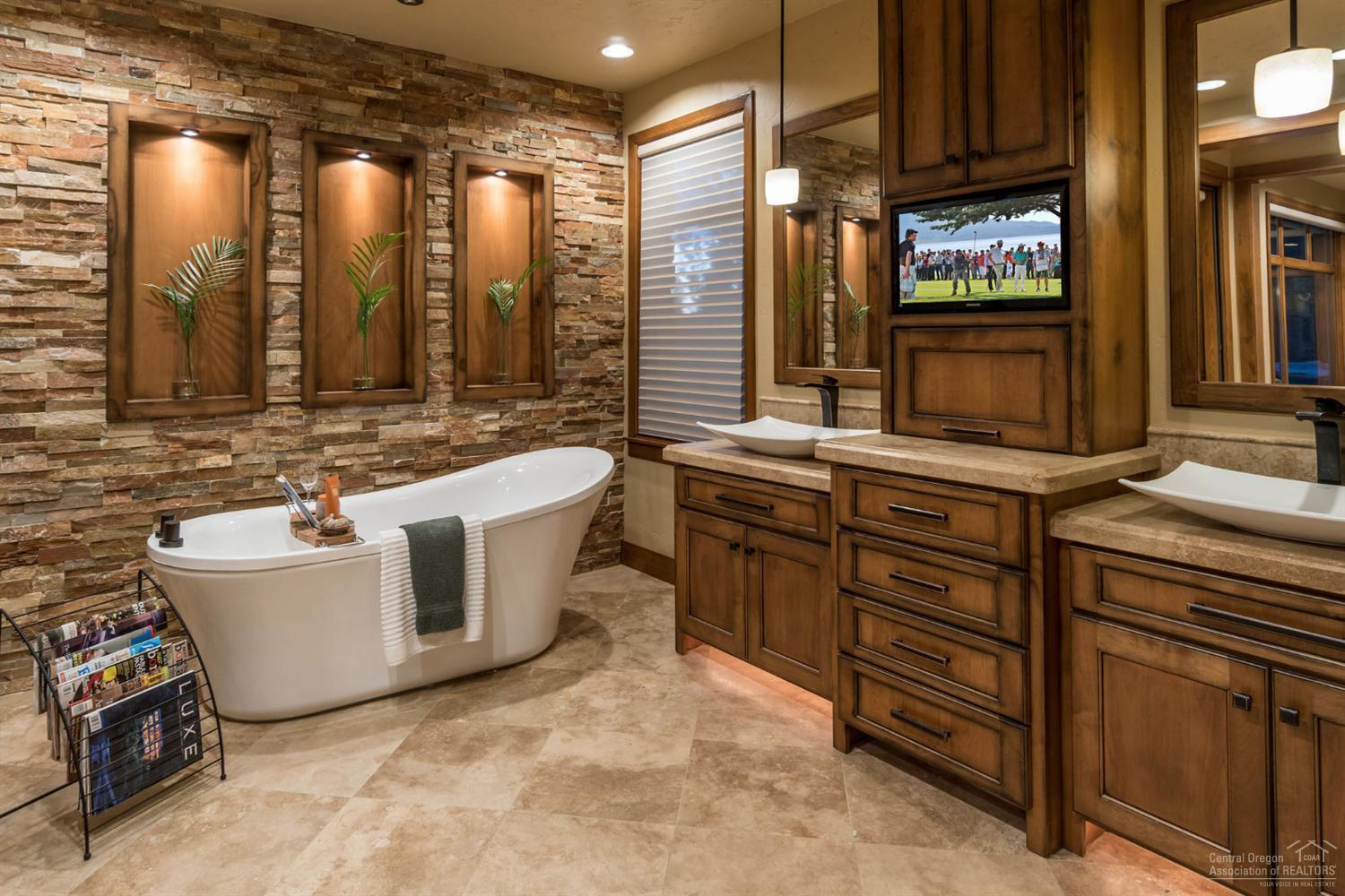 Broken Top - Residential