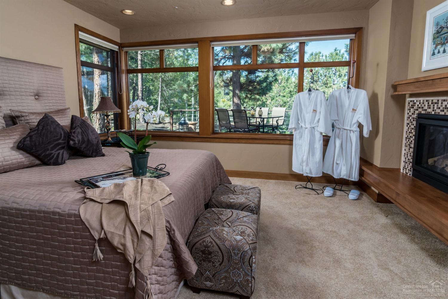 Broken Top - Residential