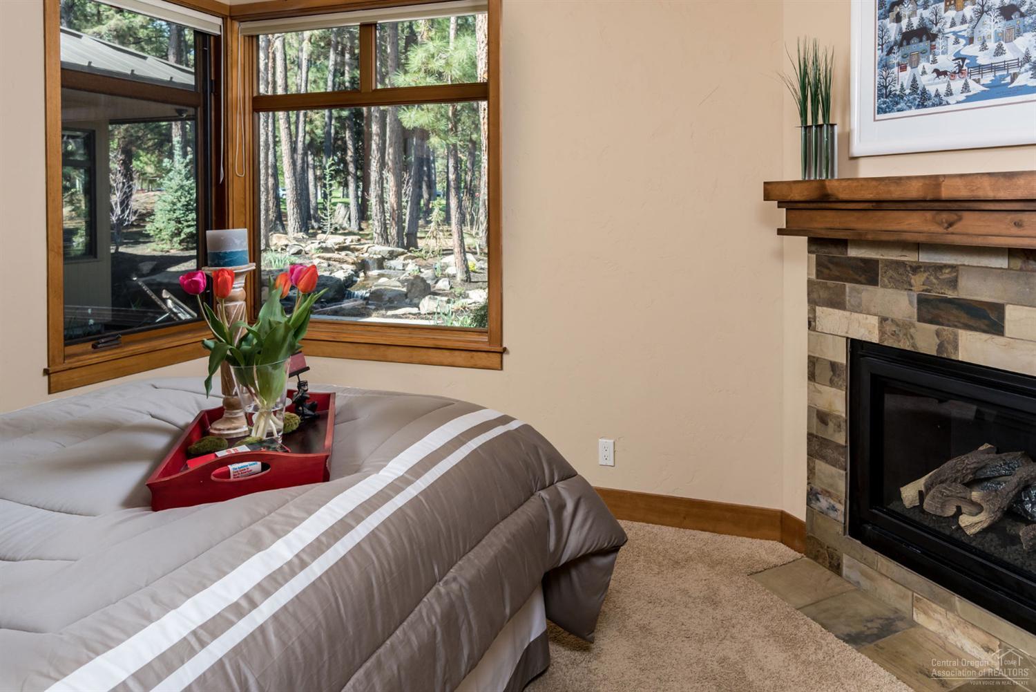 Broken Top - Residential