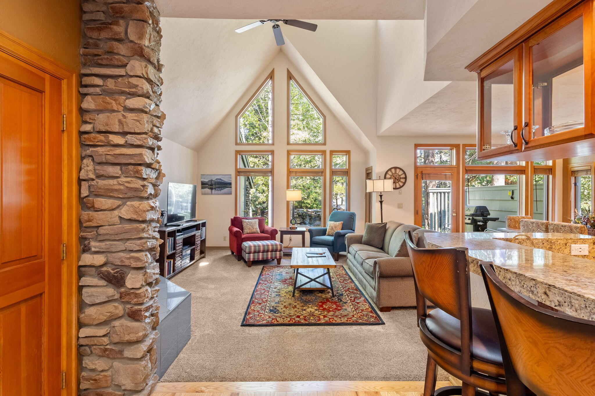 StoneTH - Residential