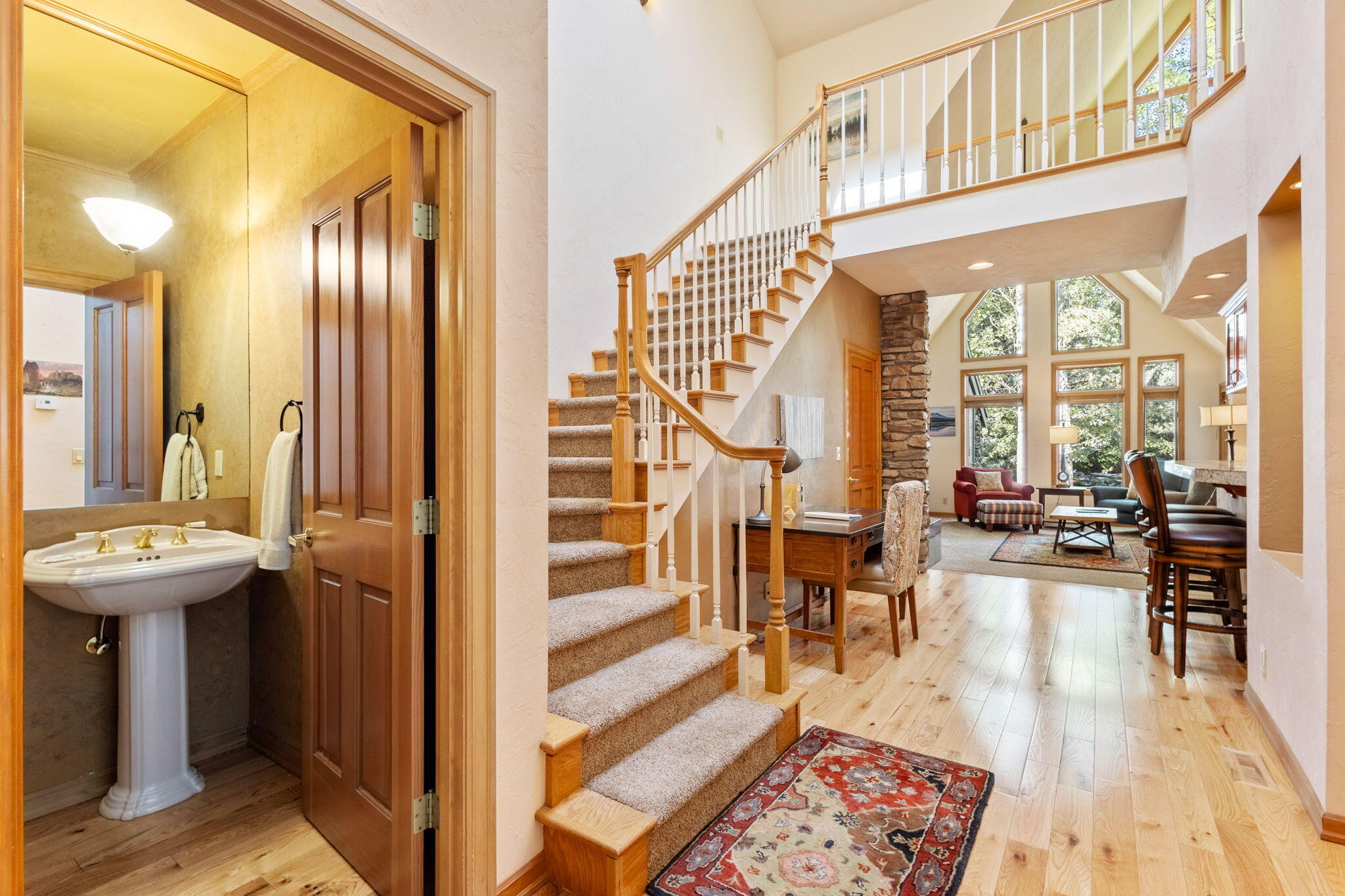 StoneTH - Residential