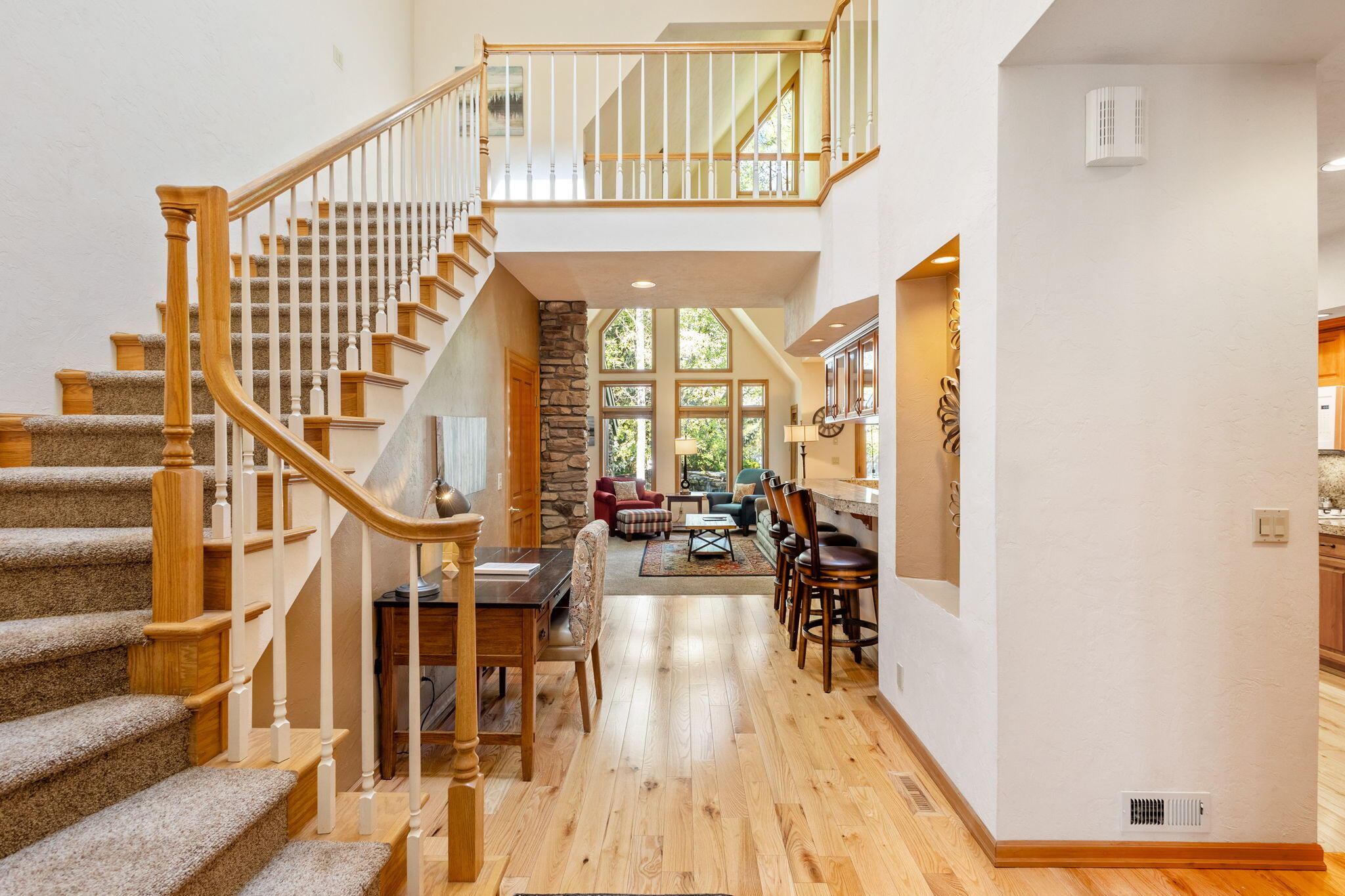 StoneTH - Residential