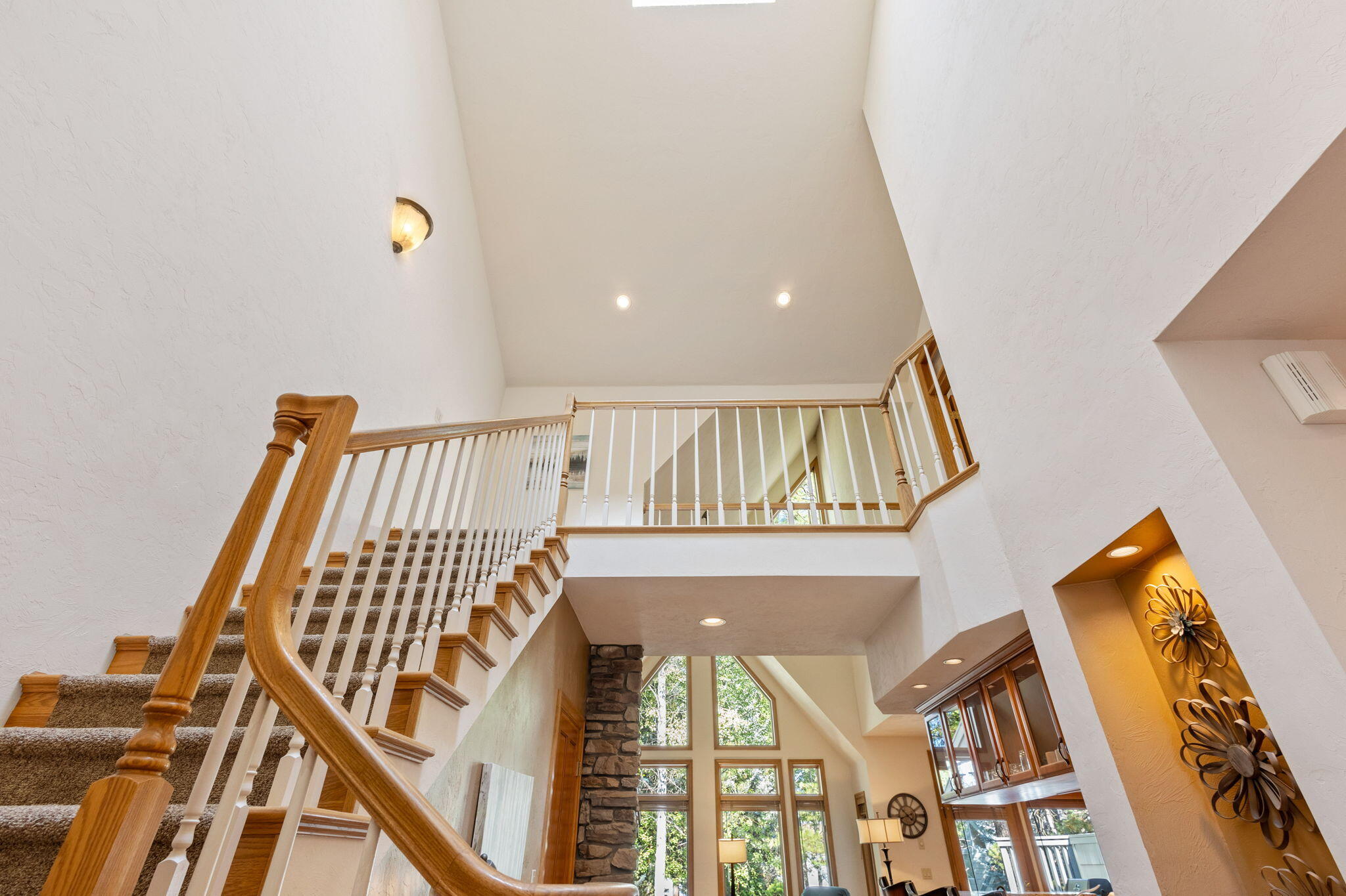 StoneTH - Residential