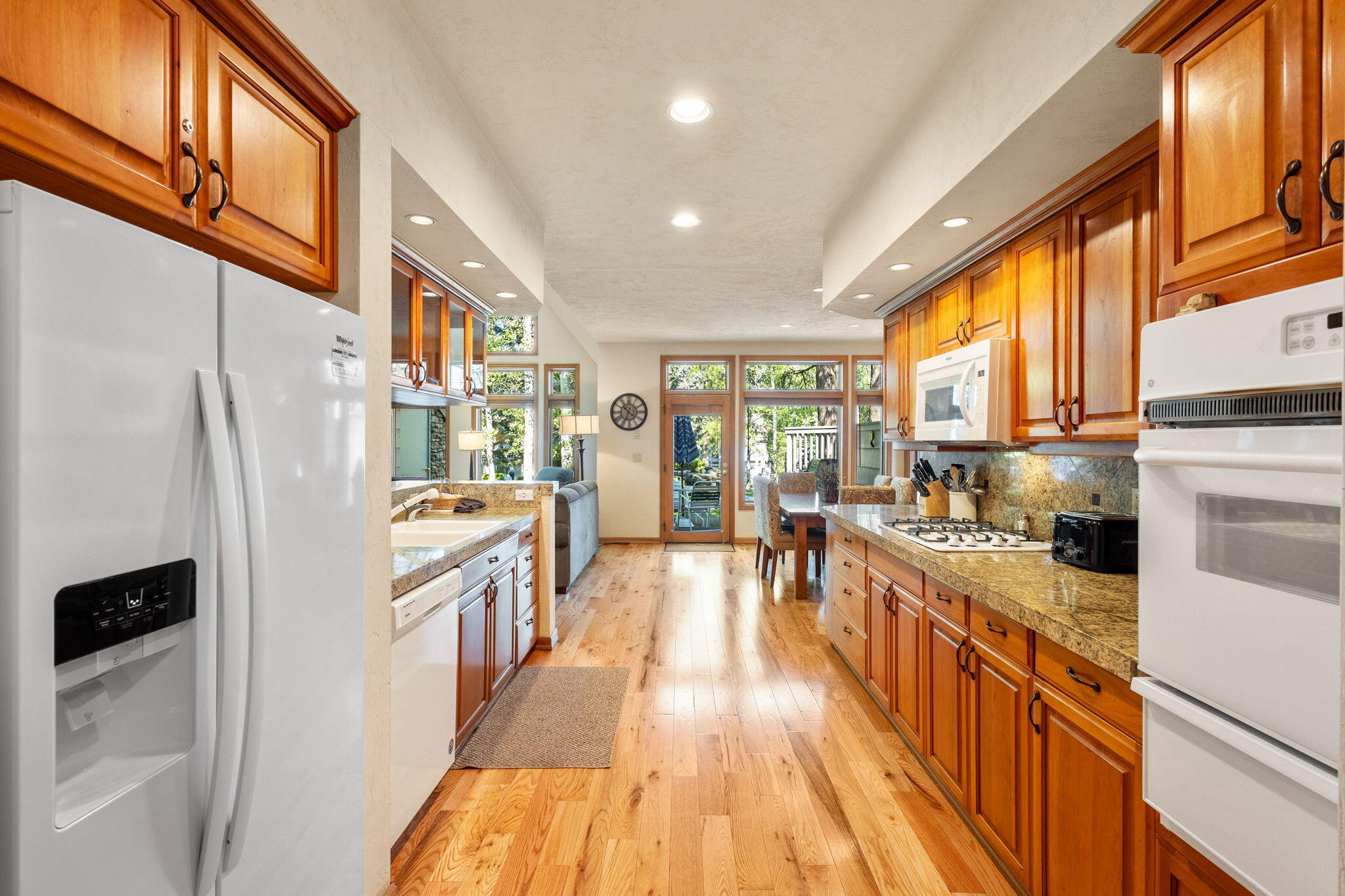 StoneTH - Residential