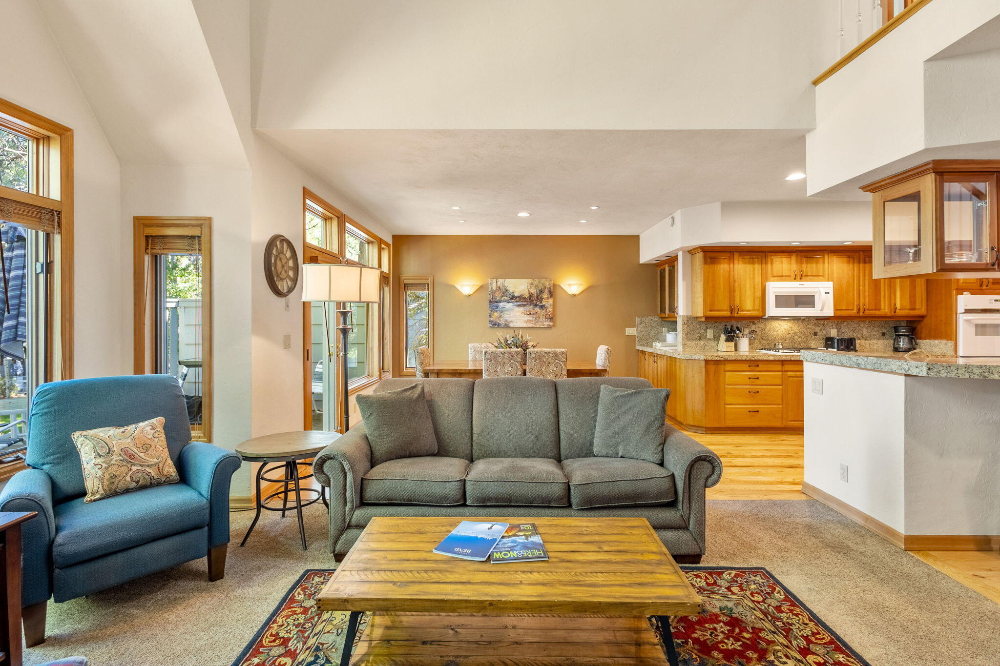 StoneTH - Residential