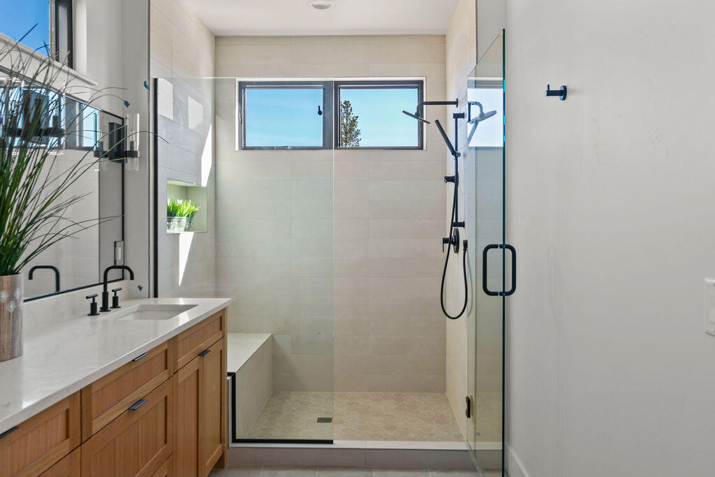 Discovery West Phase 4 - Residential