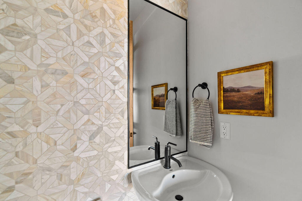 Discovery West Phase 4 - Residential