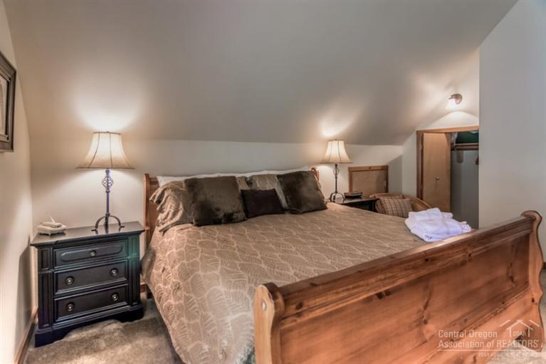 Circle 4 Ranch - Residential