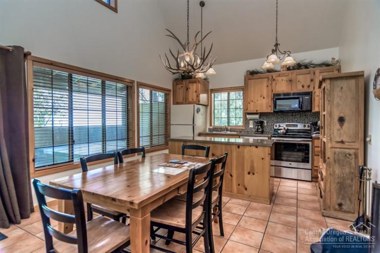 Circle 4 Ranch - Residential