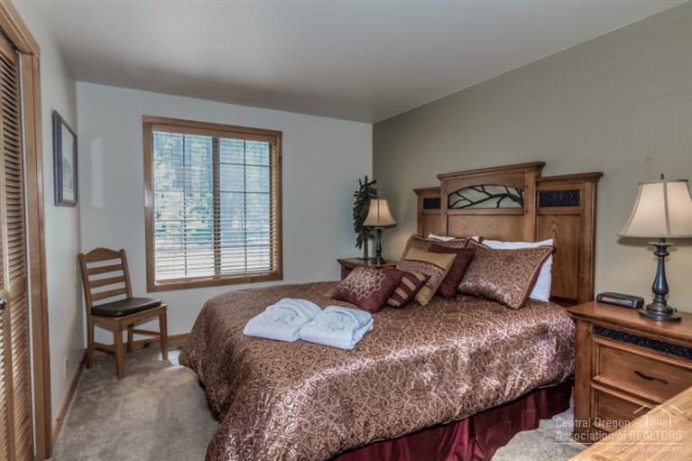 Circle 4 Ranch - Residential