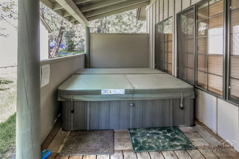 Circle 4 Ranch - Residential