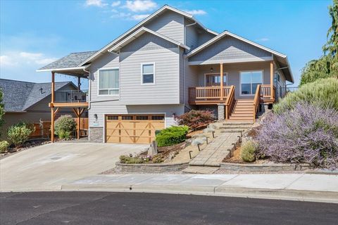Tiny photo for 16 Terra Linda Court, Eagle Point, OR 97524 (MLS # 220217251)