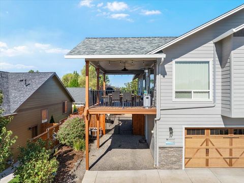 Tiny photo for 16 Terra Linda Court, Eagle Point, OR 97524 (MLS # 220217251)