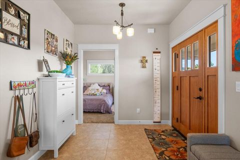 Tiny photo for 16 Terra Linda Court, Eagle Point, OR 97524 (MLS # 220217251)