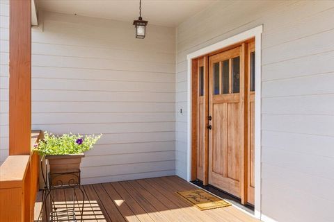 Tiny photo for 16 Terra Linda Court, Eagle Point, OR 97524 (MLS # 220217251)