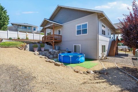 Tiny photo for 16 Terra Linda Court, Eagle Point, OR 97524 (MLS # 220217251)