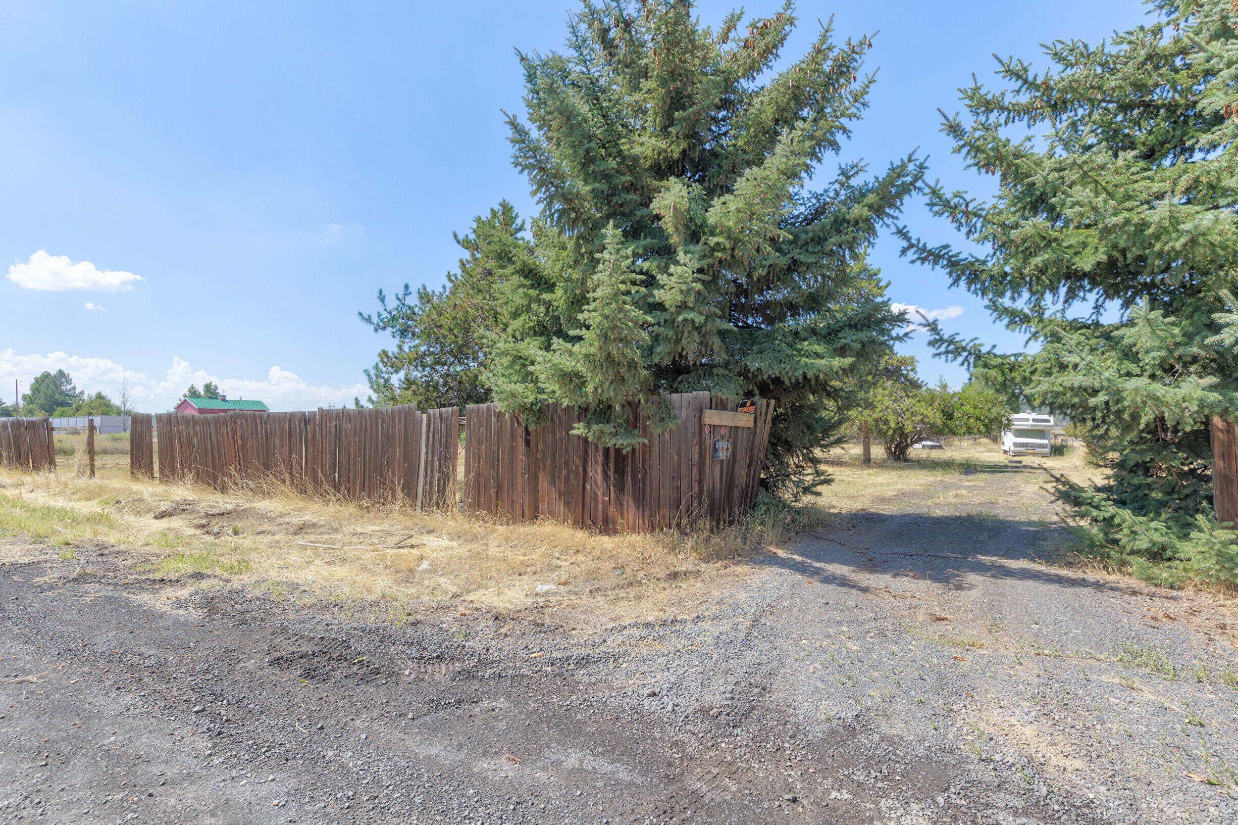 Country Village - Land