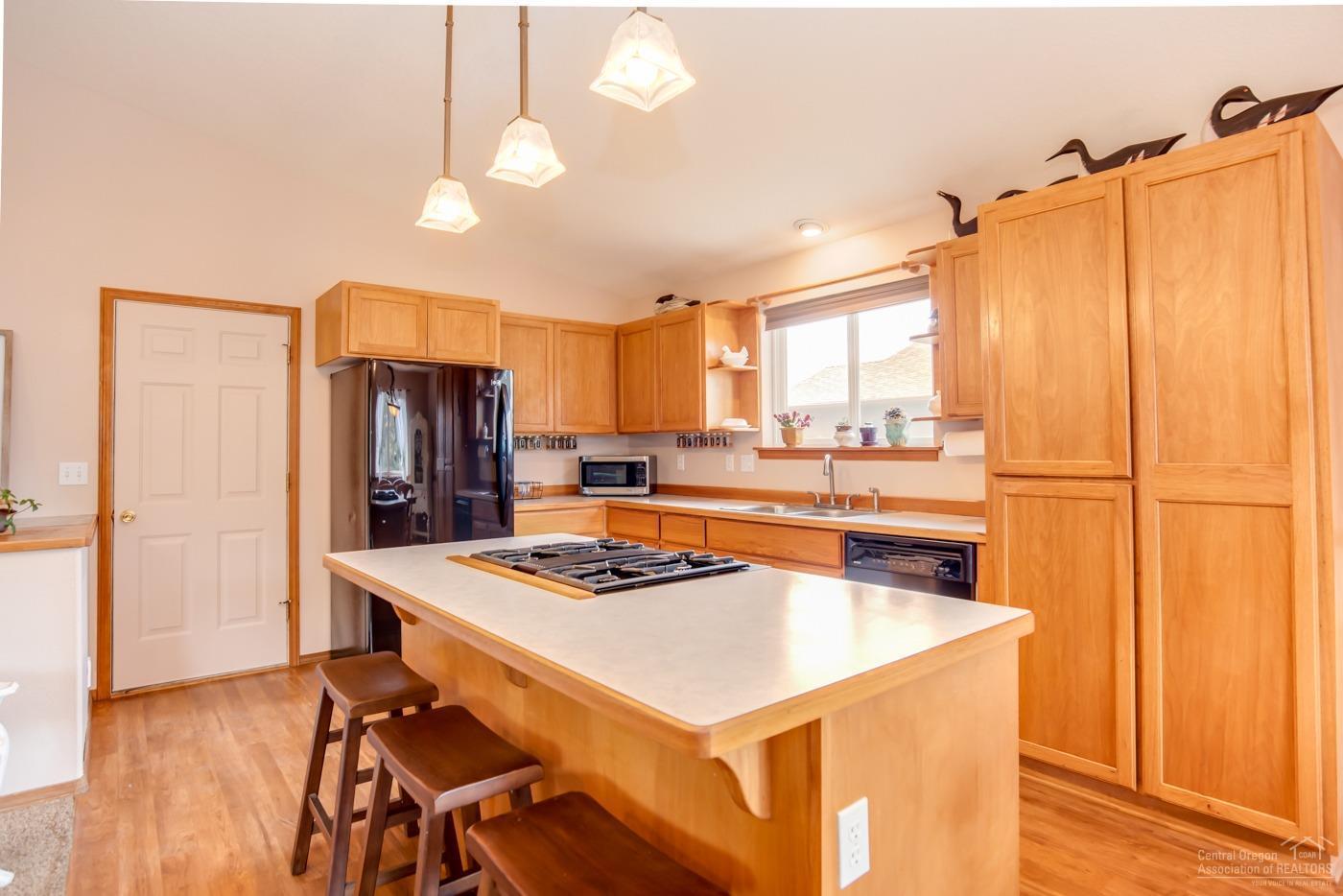 Lava Meadows - Residential