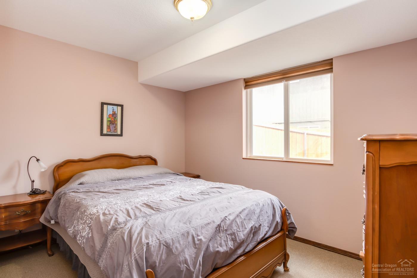 Lava Meadows - Residential