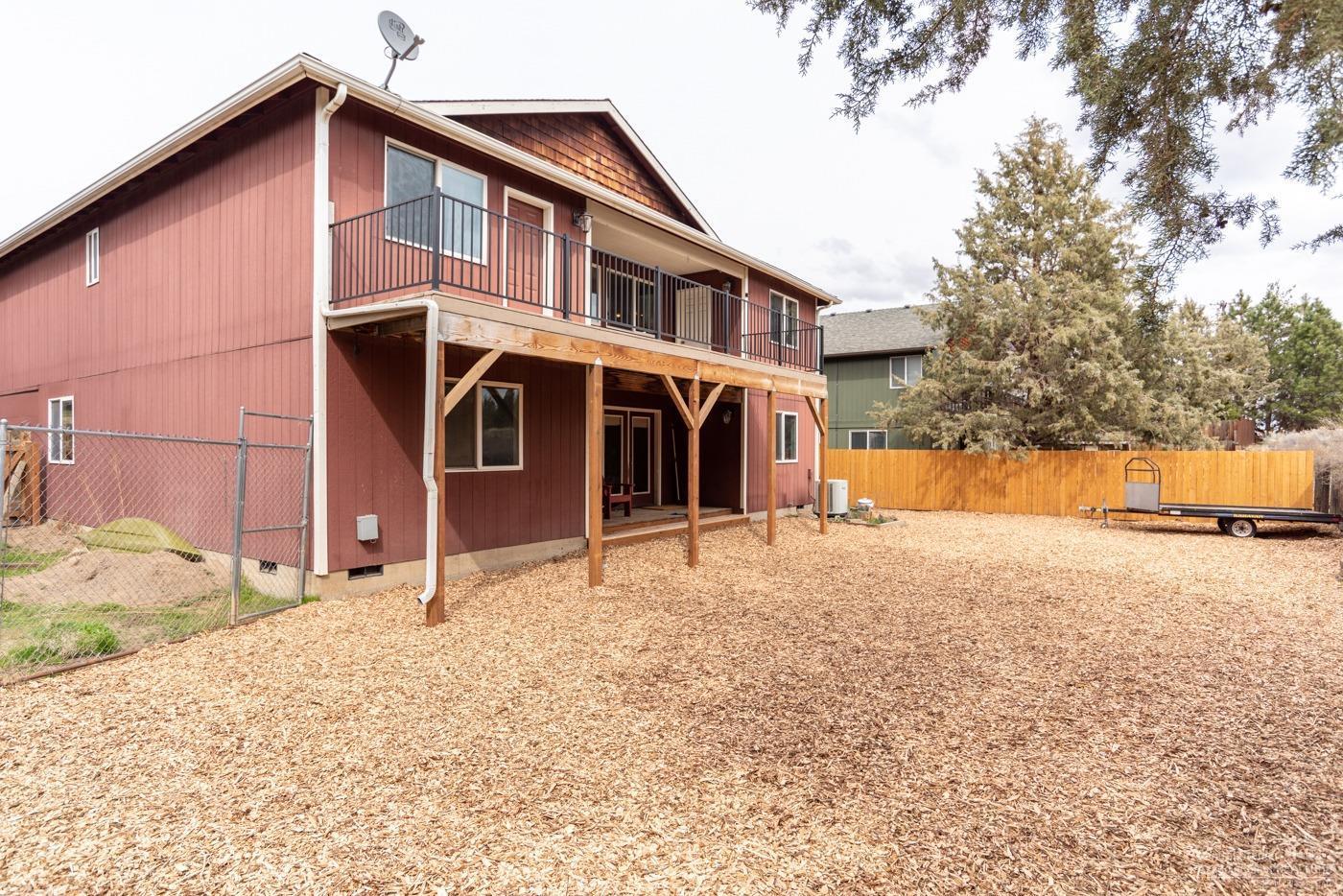 Lava Meadows - Residential