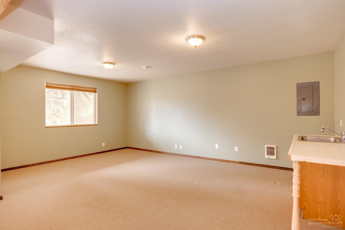 Lava Meadows - Residential