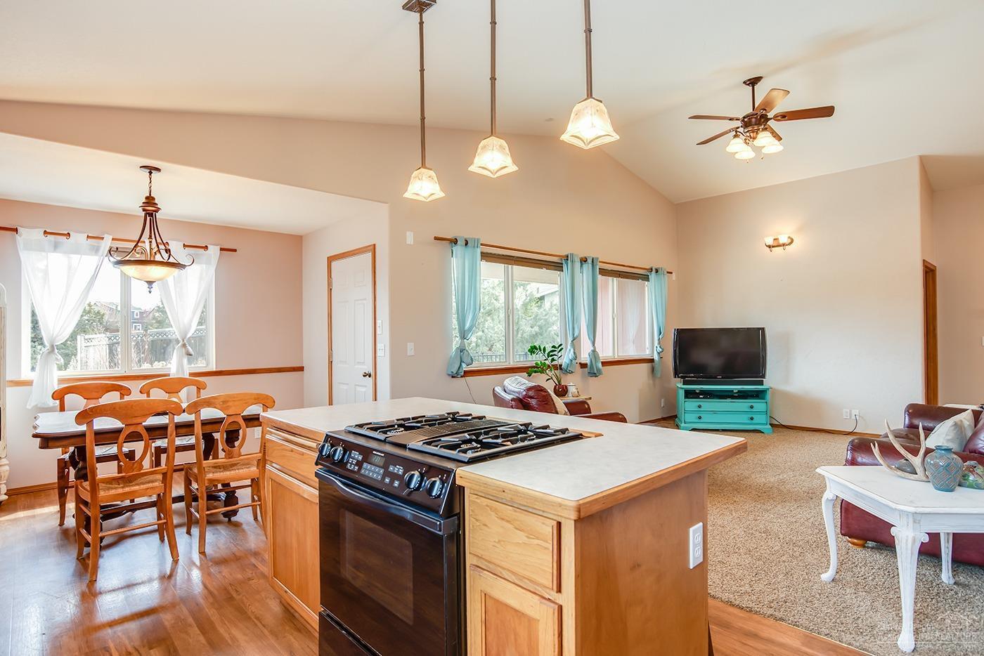 Lava Meadows - Residential