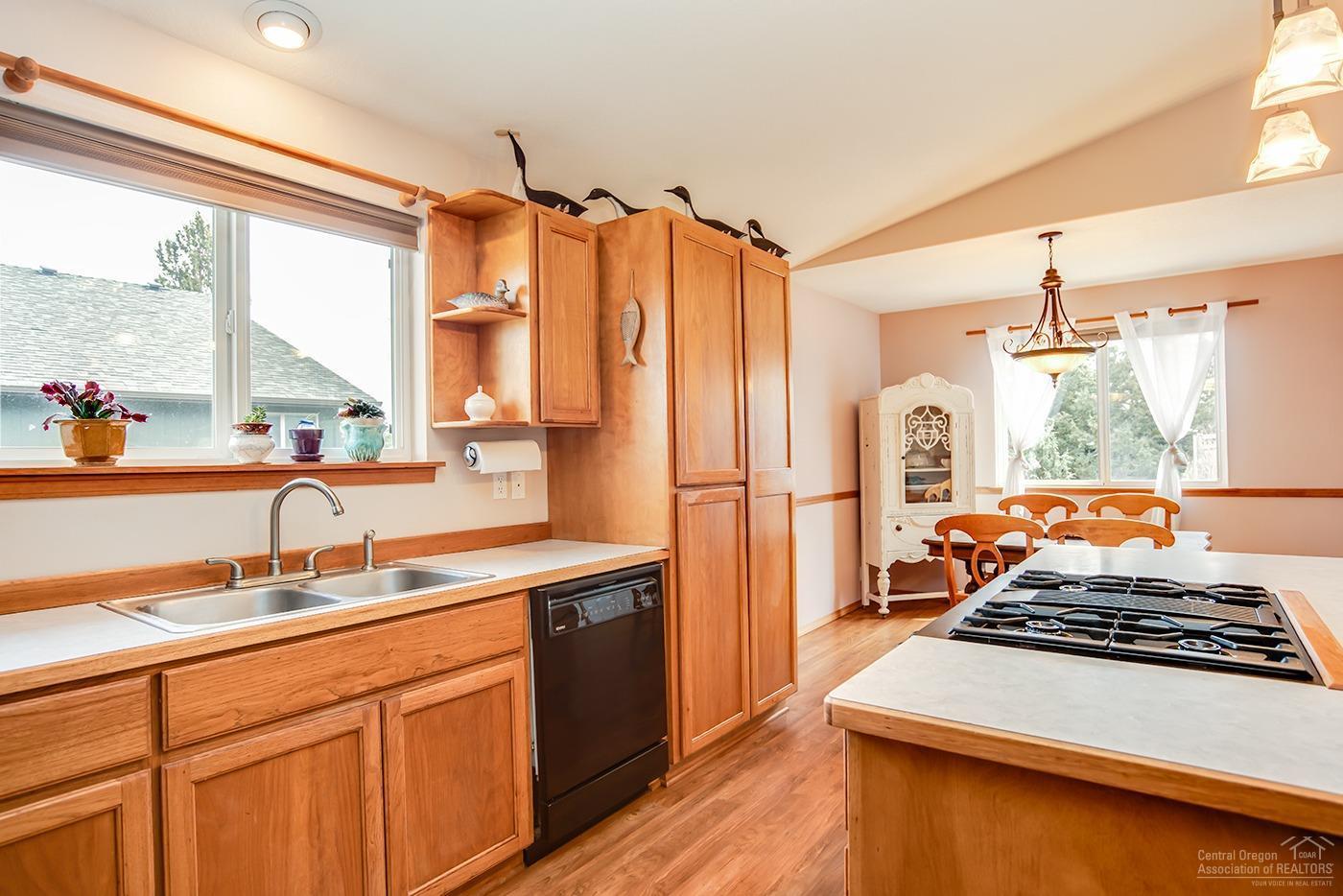 Lava Meadows - Residential